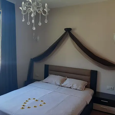 мая 2 Villa